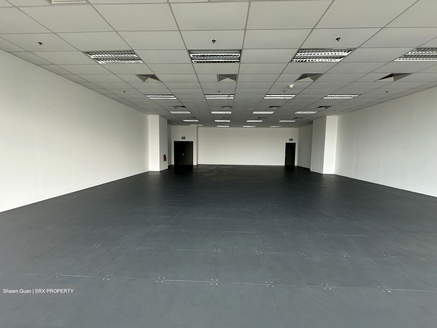 Aperia (D12), Office #439946081